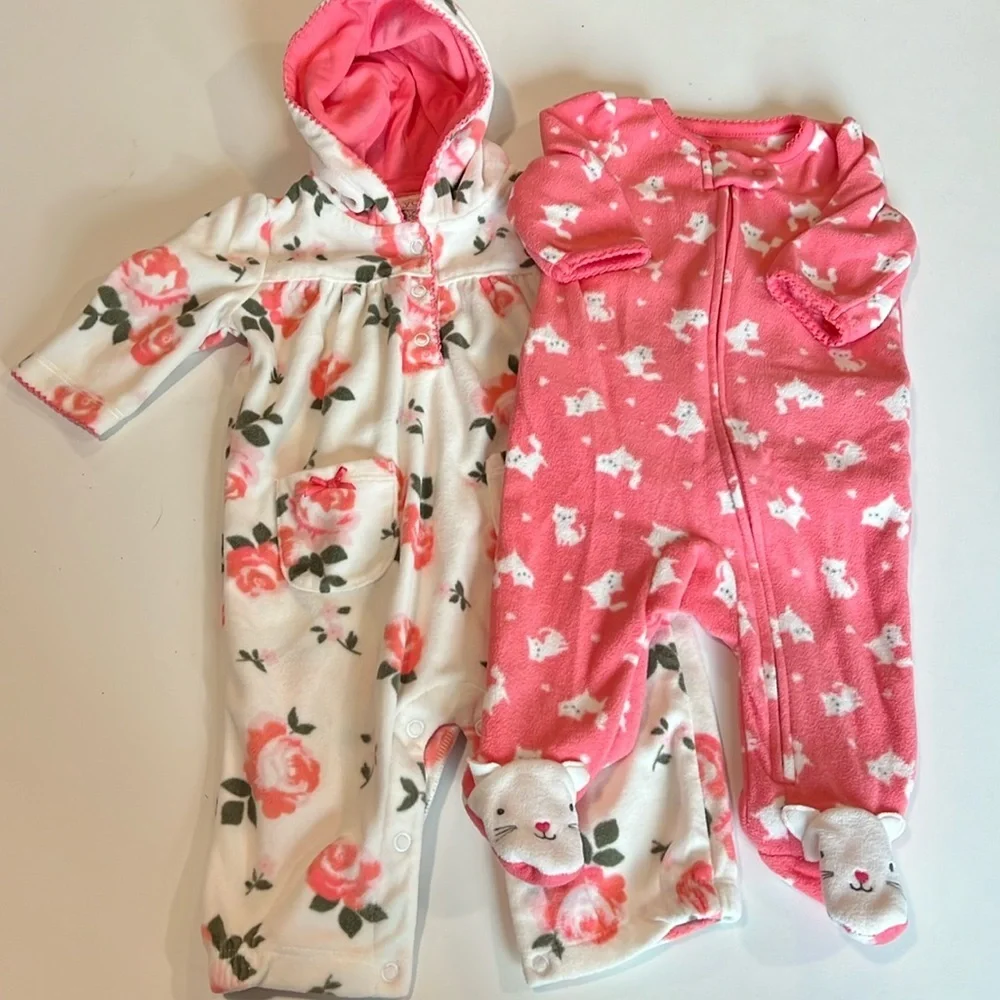 Carters - 3m‎ fleece onsies